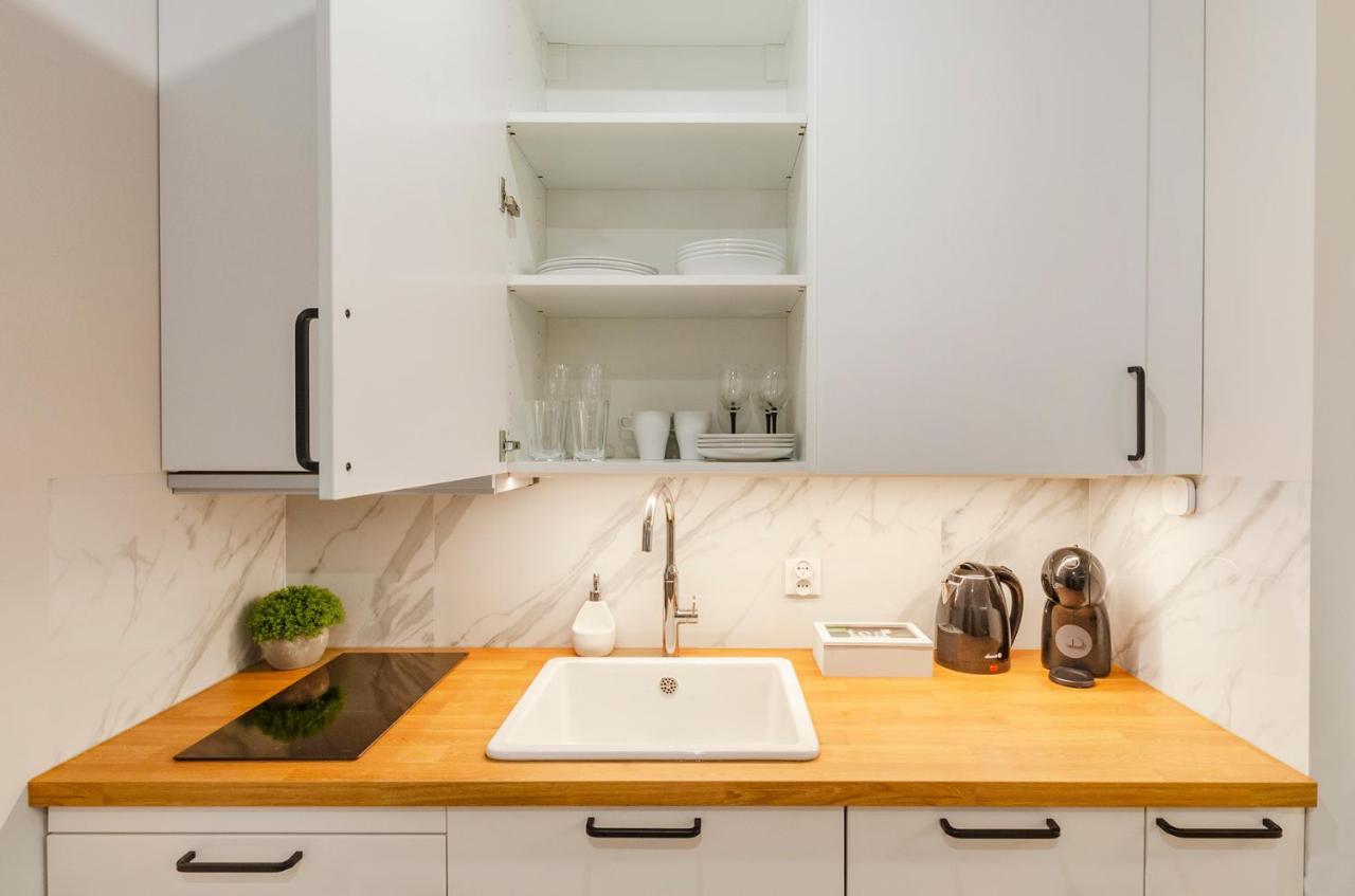 Sky Home- Rose Apartament -Manufaktura, Bezplatny Parking, Klima, Dostep Na Kod Łódź Eksteriør billede